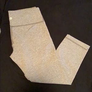 Lululemon Wunder under tight leggings yoga pants